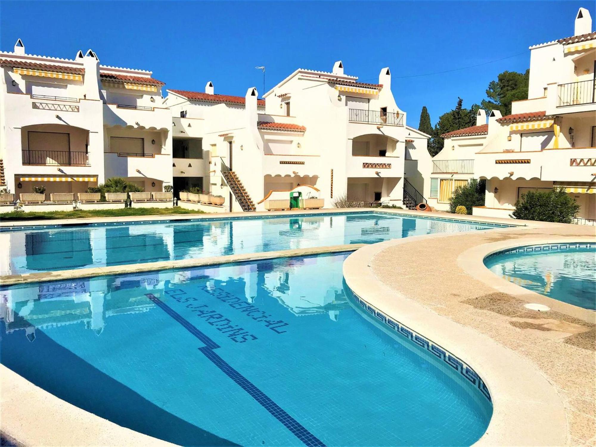 Apartamento En Roses Parking Y Piscina Comunitaria Esterno foto