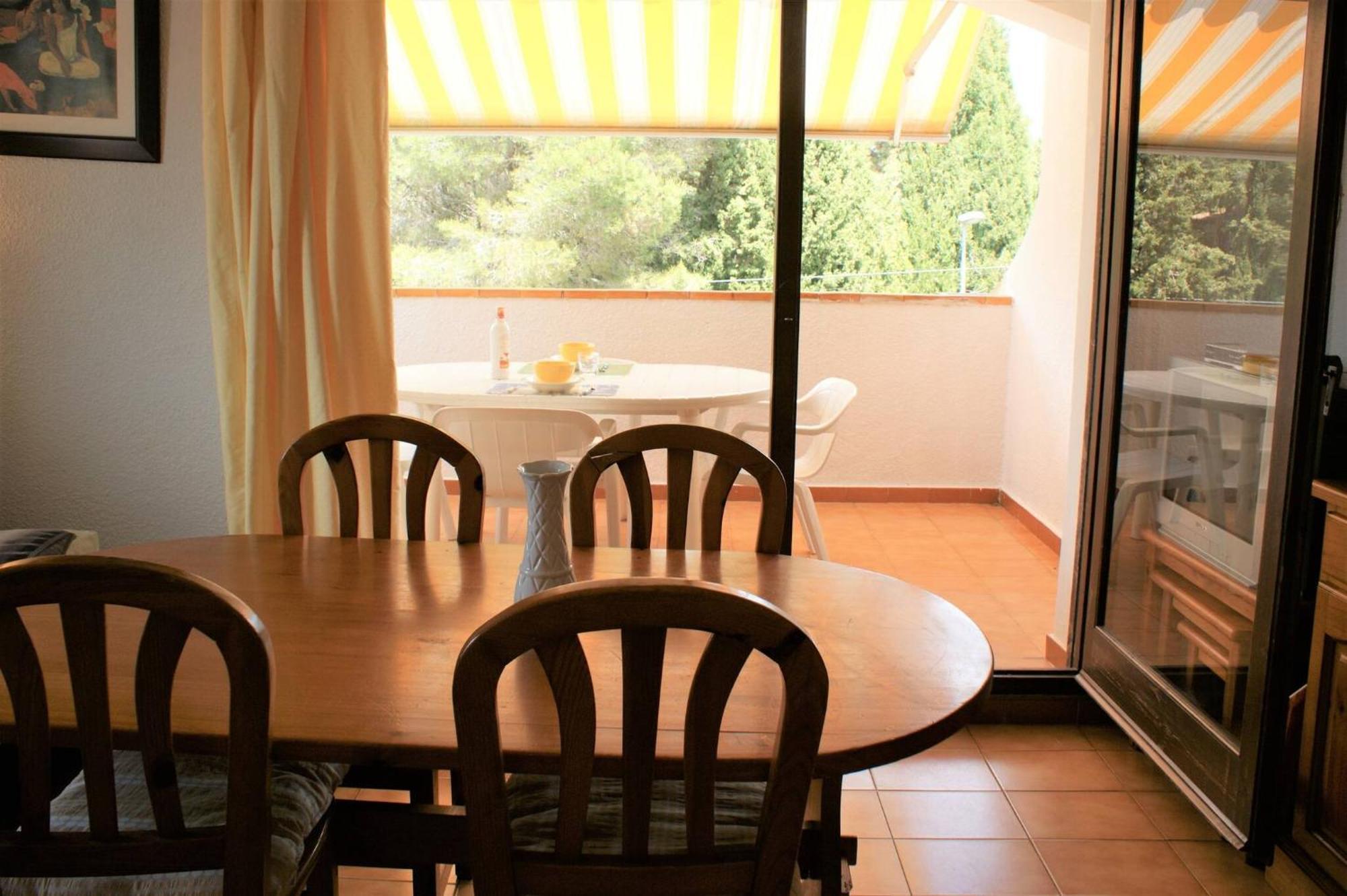 Apartamento En Roses Parking Y Piscina Comunitaria Esterno foto